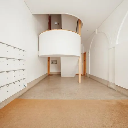 Flores Premium By Hosty