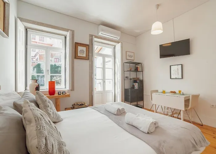 Flores Premium By Hosty Appartement Oporto