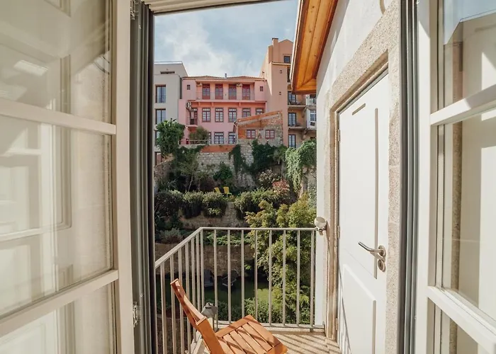 Flores Premium By Hosty Appartamento